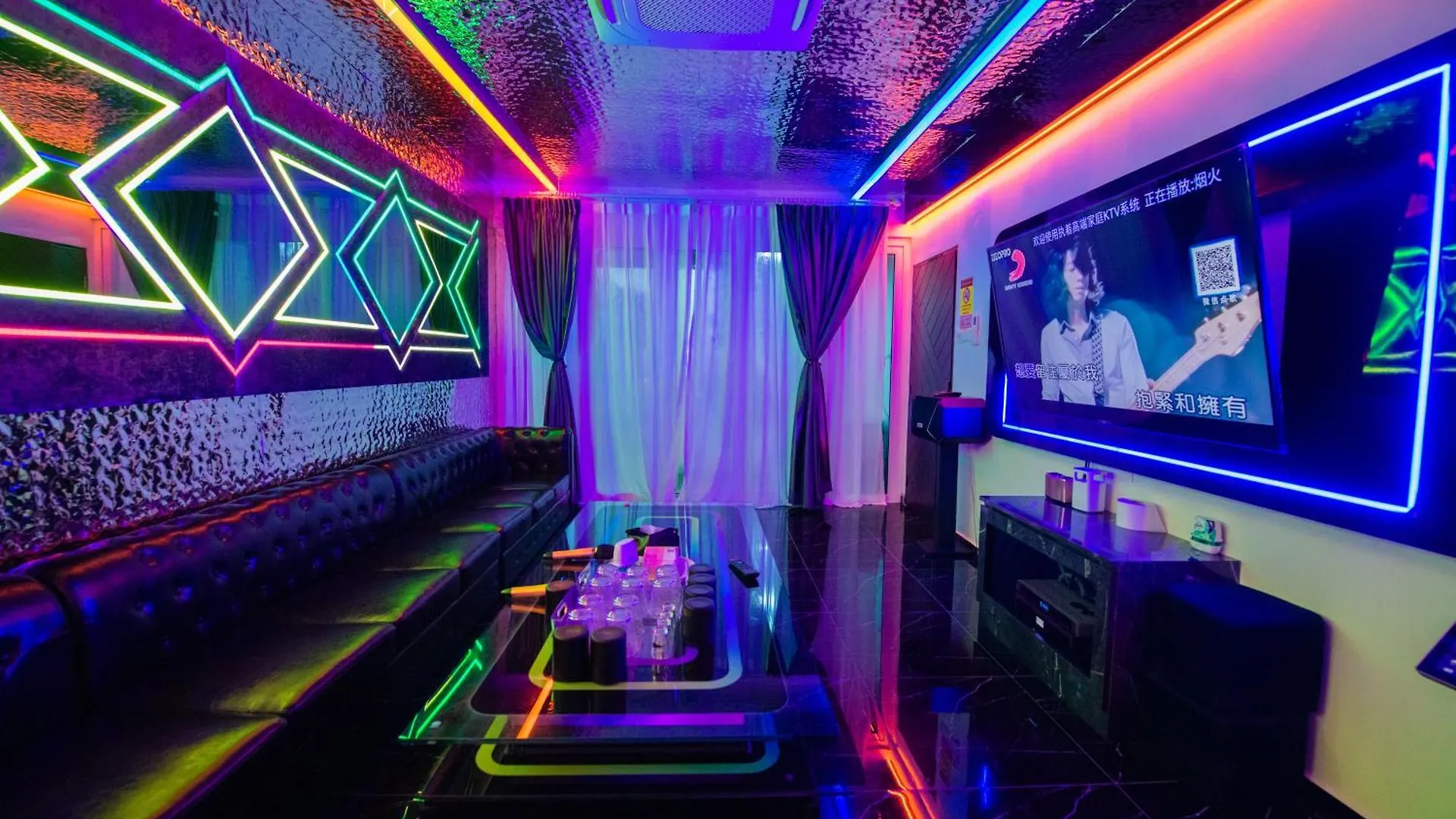 Dato Villa Luxury Homestay 12Min To Jonker Street 26Pax Private Pool Malacca Malaisie